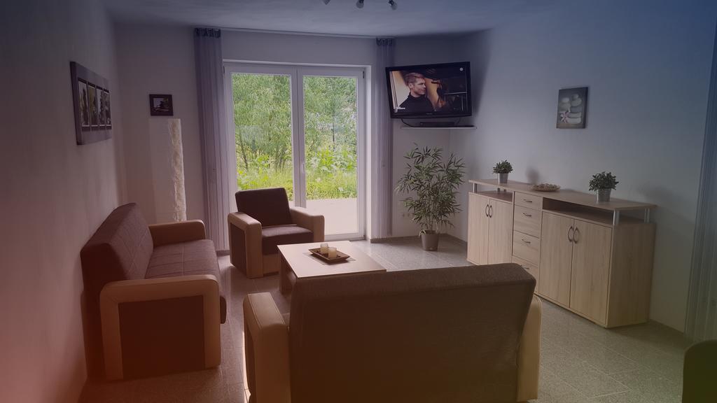 Haus-Bernhard-Hp Appartement Herschweiler-Pettersheim Buitenkant foto